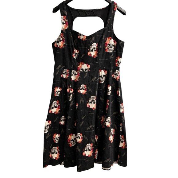 Torrid Skater Dress Womens 16 Black Skulls Floral Mini Back Cutout Goth Grunge - Picture 1 of 9